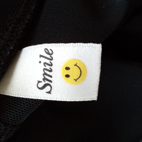 Uniquely Lorna Jane Capri leggings - Picture 8 of 8